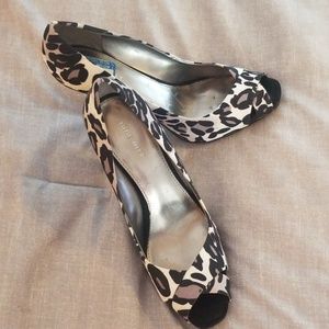leopard print peep toe pumps